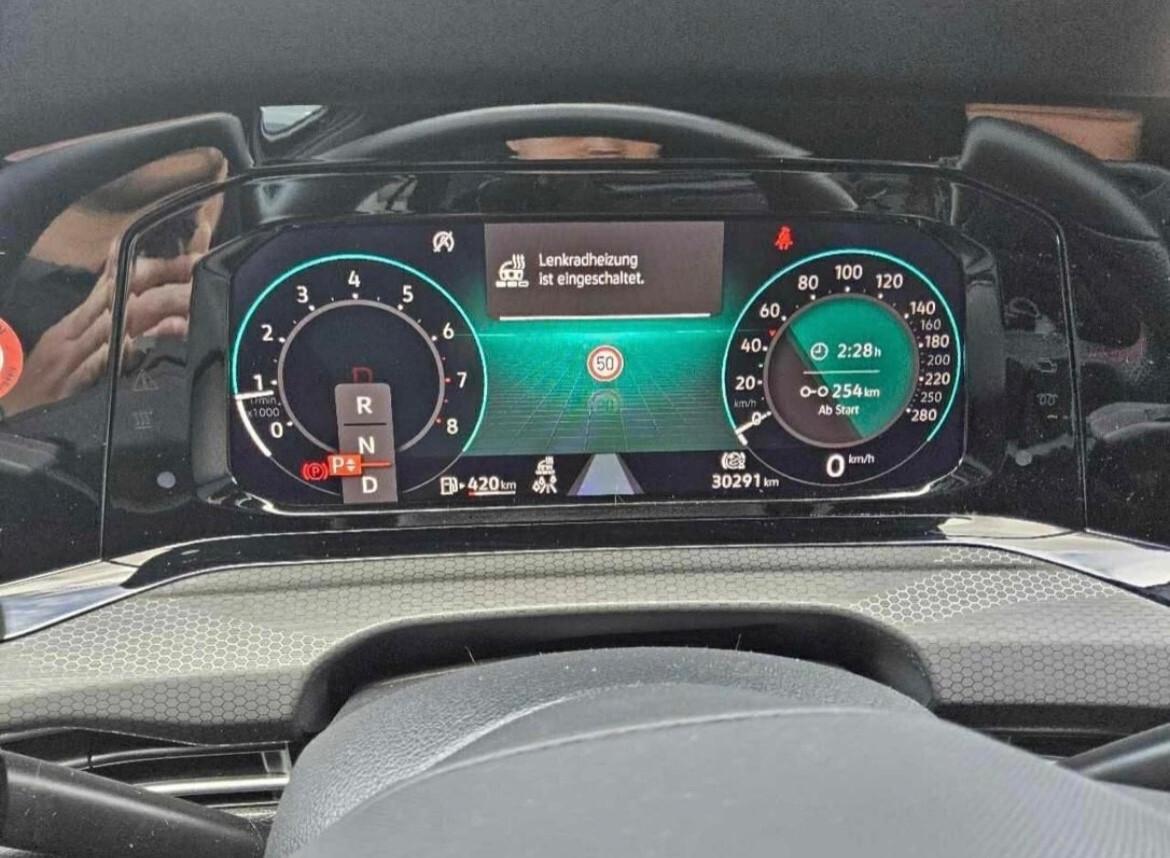 Volkswagen Golf VIII 2.0 TSI GTI