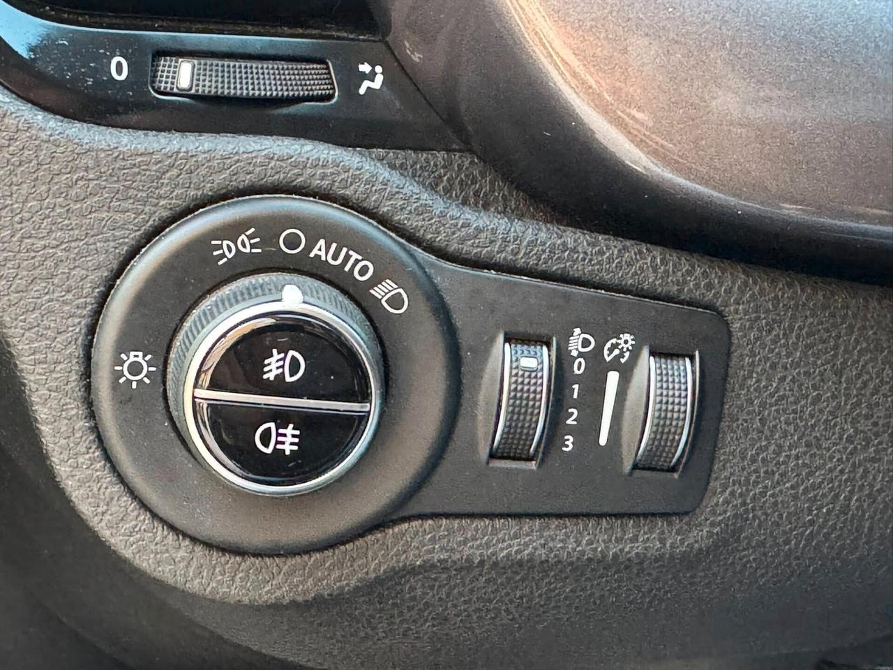 FIAT 500X 1.6 MJ 120 CV. LOUNGE NAVI+CERCHI+BIXENO