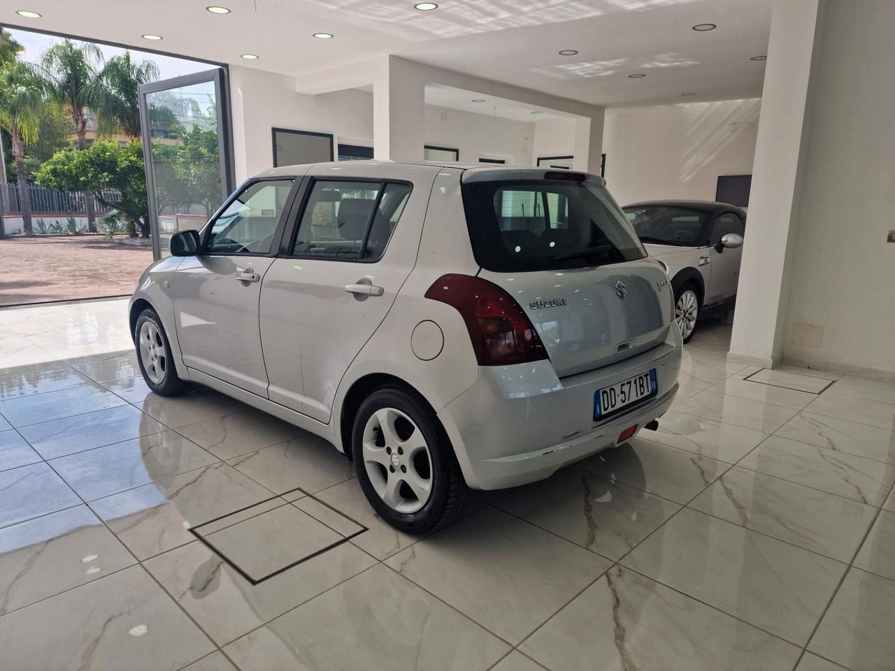 Suzuki Swift 1.3 5p. Gpl Cambio Automatico