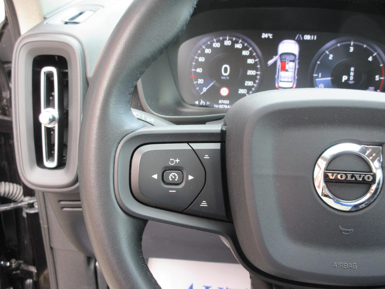 Volvo XC40 2.0 d3 Business AWD geartronic
