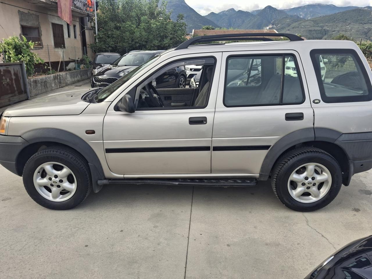 Land Rover Freelander 2.0 TD cat Station Wagon XE