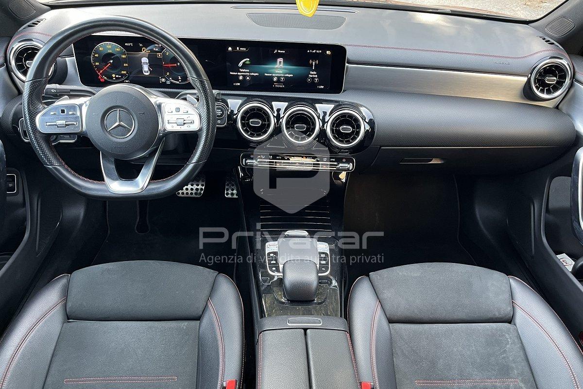 MERCEDES CLA 200 d Automatic Premium