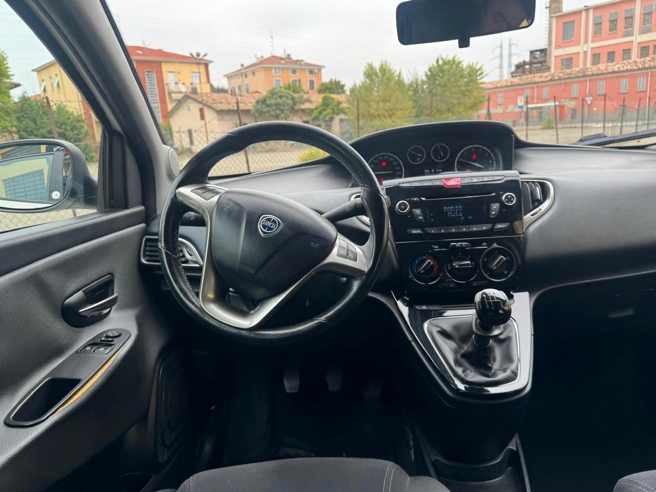 Lancia Ypsilon 2014 0.9 Benz/Metano 85 CV 5 porte