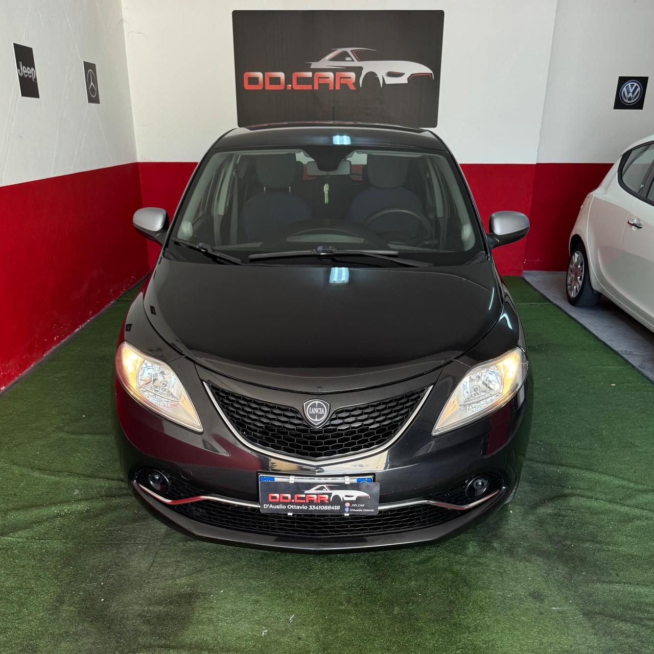 Lancia Ypsilon 1.2 69 CV 5 porte 130000 Chilometri