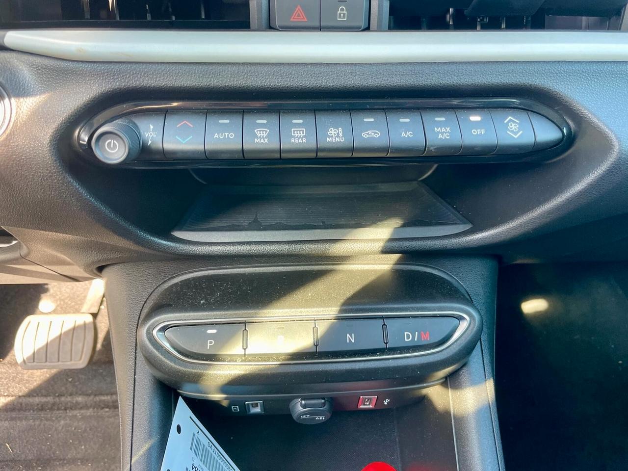 Fiat 600 Hybrid 100 CV DCT MHEV La Prima **VEICOLO SINISTRATO ***