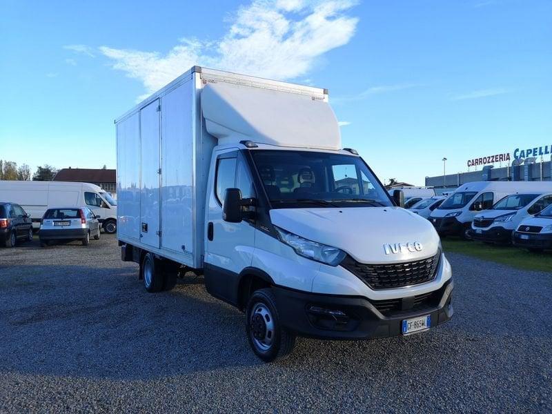 Iveco Daily 35C14H BTor 2.3 HPT Furgone con pedana idraulica