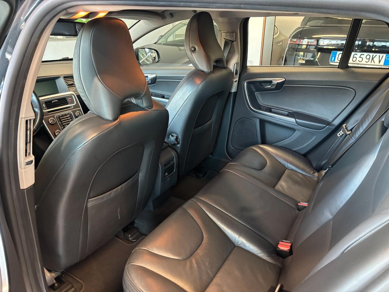 Volvo V60 * 2.0 d3 Summum geartronic*TAGLIANDI CERTIFICATI