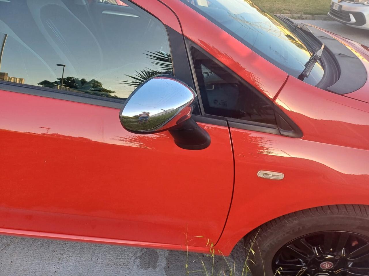 Fiat Punto 1.3 MJT 75 cv. 5 porte Virgin Radio