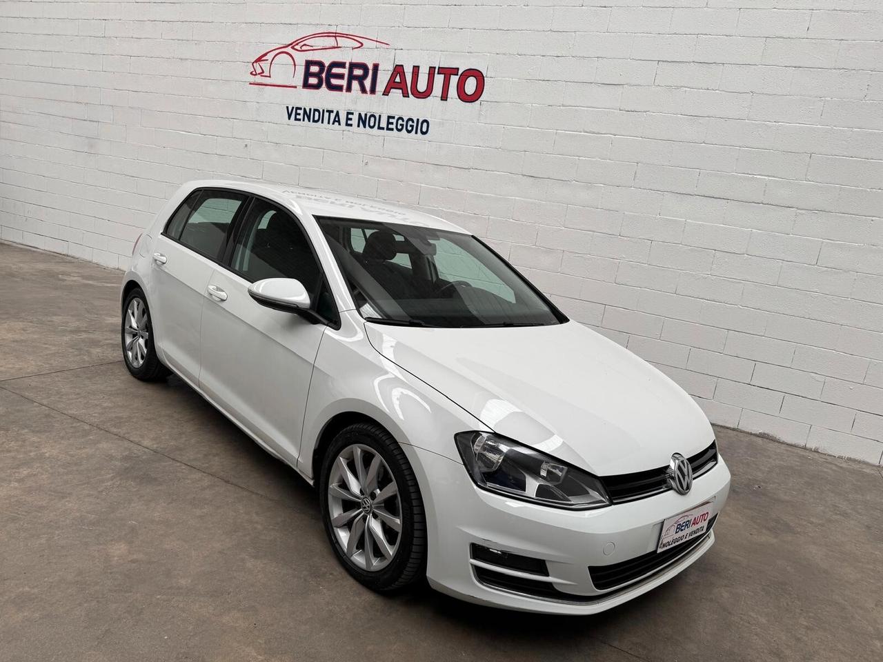 Volkswagen Golf Business 1.4 TSI adatta neopatentati