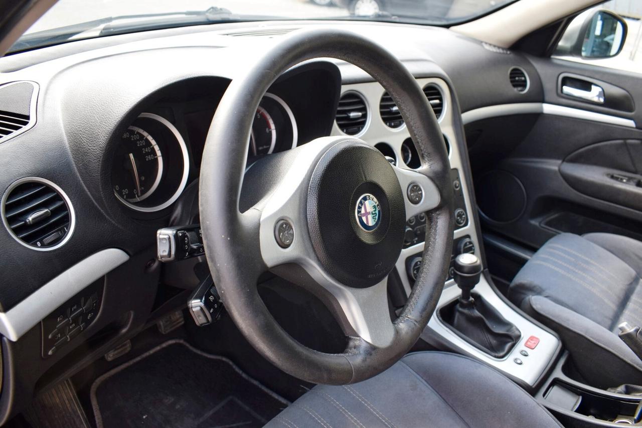 Alfa Romeo 159 1.9JTD-M 150cv Exclusive