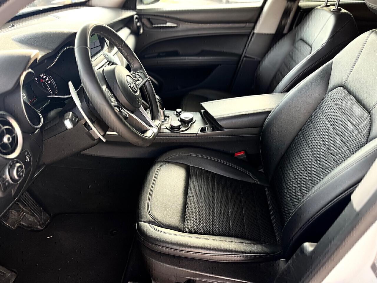 Alfa Romeo Stelvio 2.2 Turbodiesel 210 CV AT8 Q4 Executive