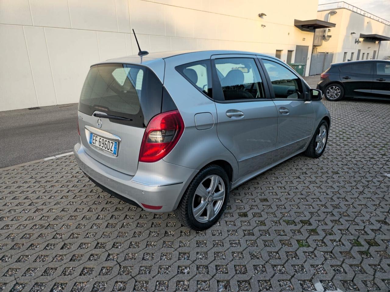 Mercedes-benz A 160 BlueEFFICIENCY Special Edition