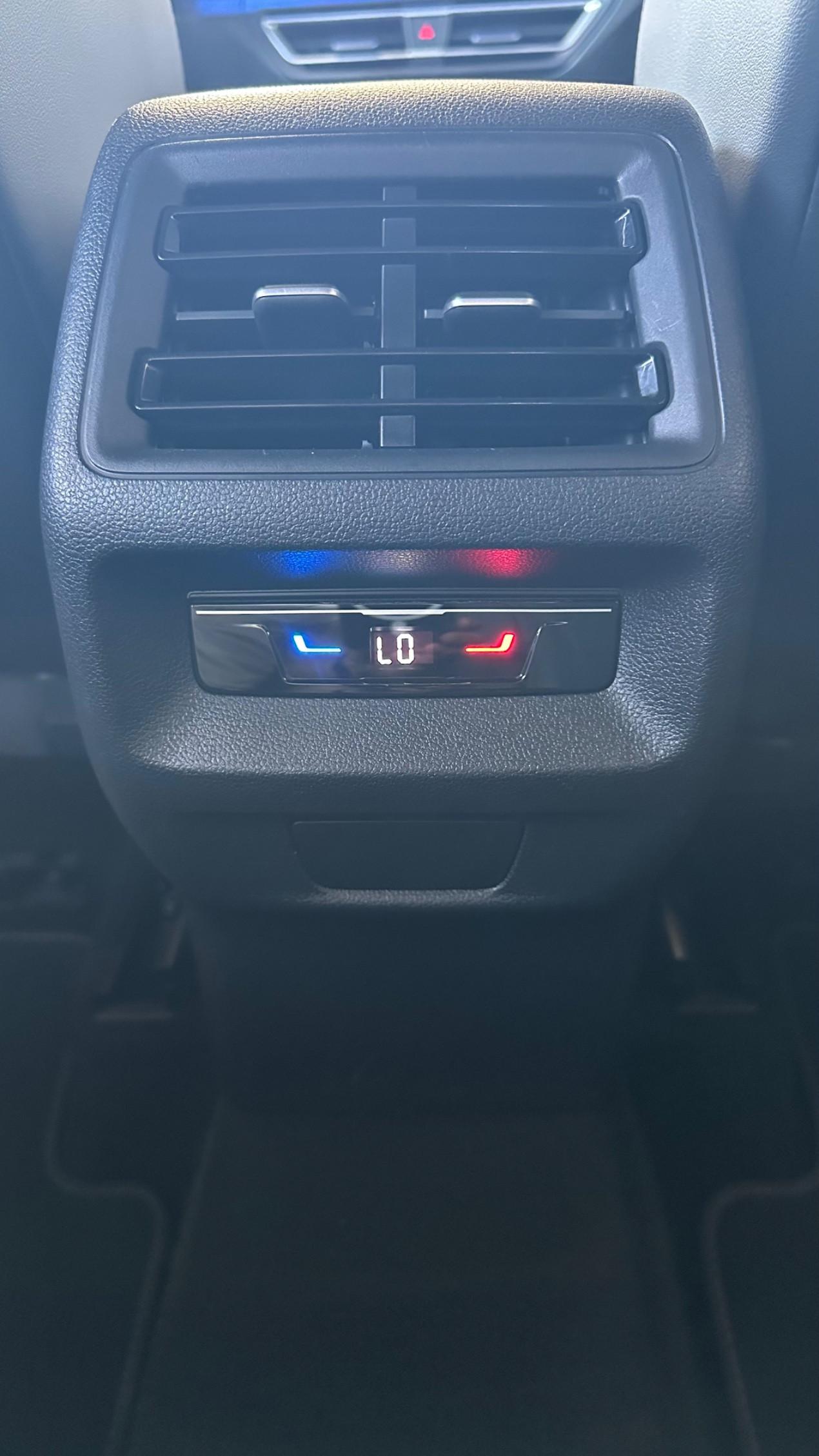Volkswagen Tiguan 2.0 tdi R-Line Plus 150cv dsg