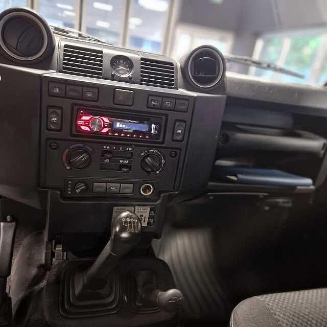 Land Rover Defender 90 2.2 TD4 Pick Up