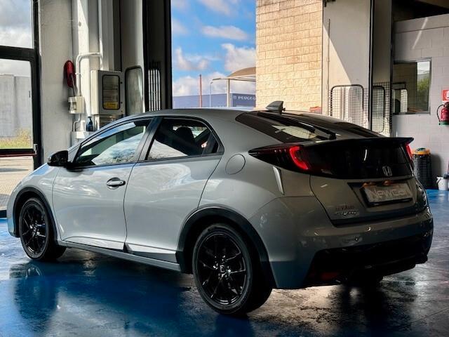 Honda Civic 1.6 i-DTEC Sport Navi