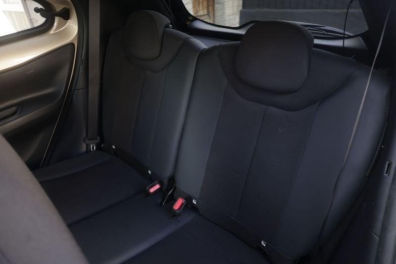 Toyota Aygo X Toyota Aygo X 1.0B (72 CV) Active 53KW ANNO 2023