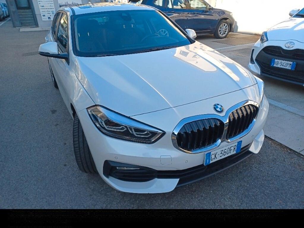 BMW 118D 150CV STEPTRONIC BUSINESS ADVANTAGE ( FARI LED - BMW DIGITAL COCKPIT - TETTO PANORAMICO APR. - NAVI - MIRROR - PDC - CERCHI 17 )
