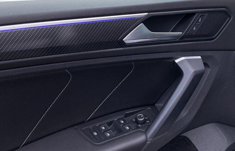 Volkswagen Tiguan R-Line 2.0 TDI 150 CV DSG