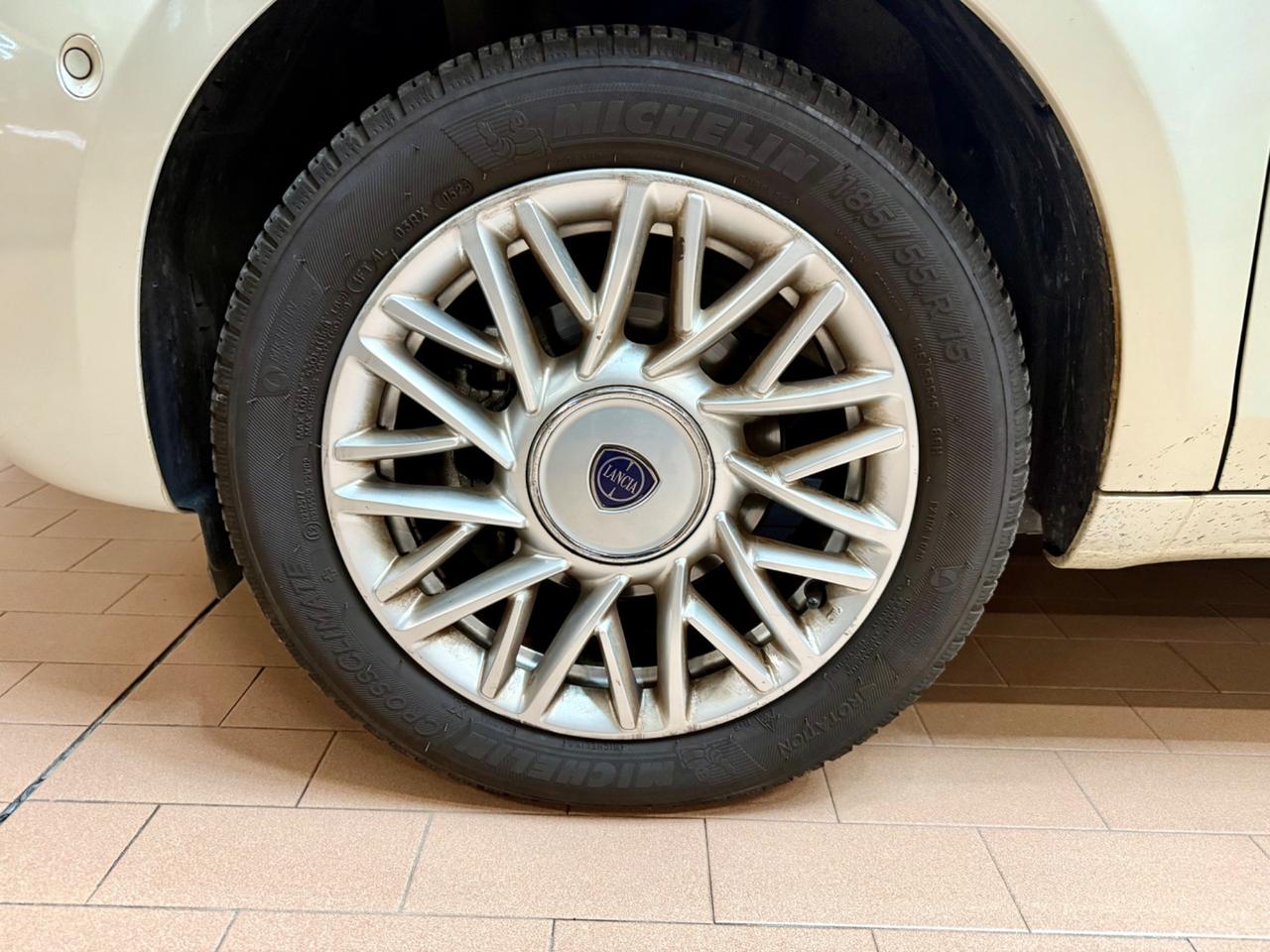 Lancia Ypsilon 0.9 TwinAir 85cv Autom