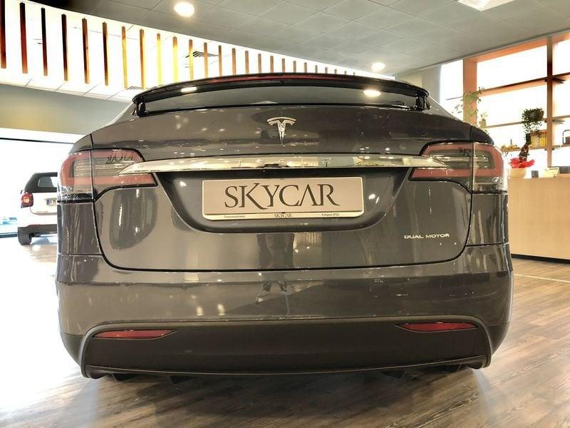 Tesla Model X Long Range AWD Raven 7 Posti Gancio traino