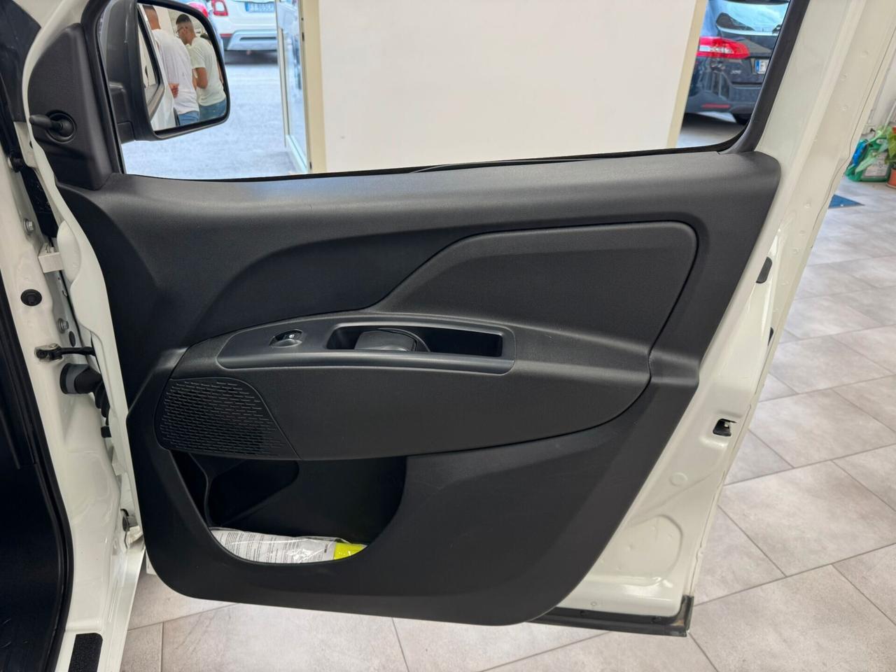 FIAT DOBLO' 1.6 MJT 105 CV BUSINESS ATTREZZATO 2020