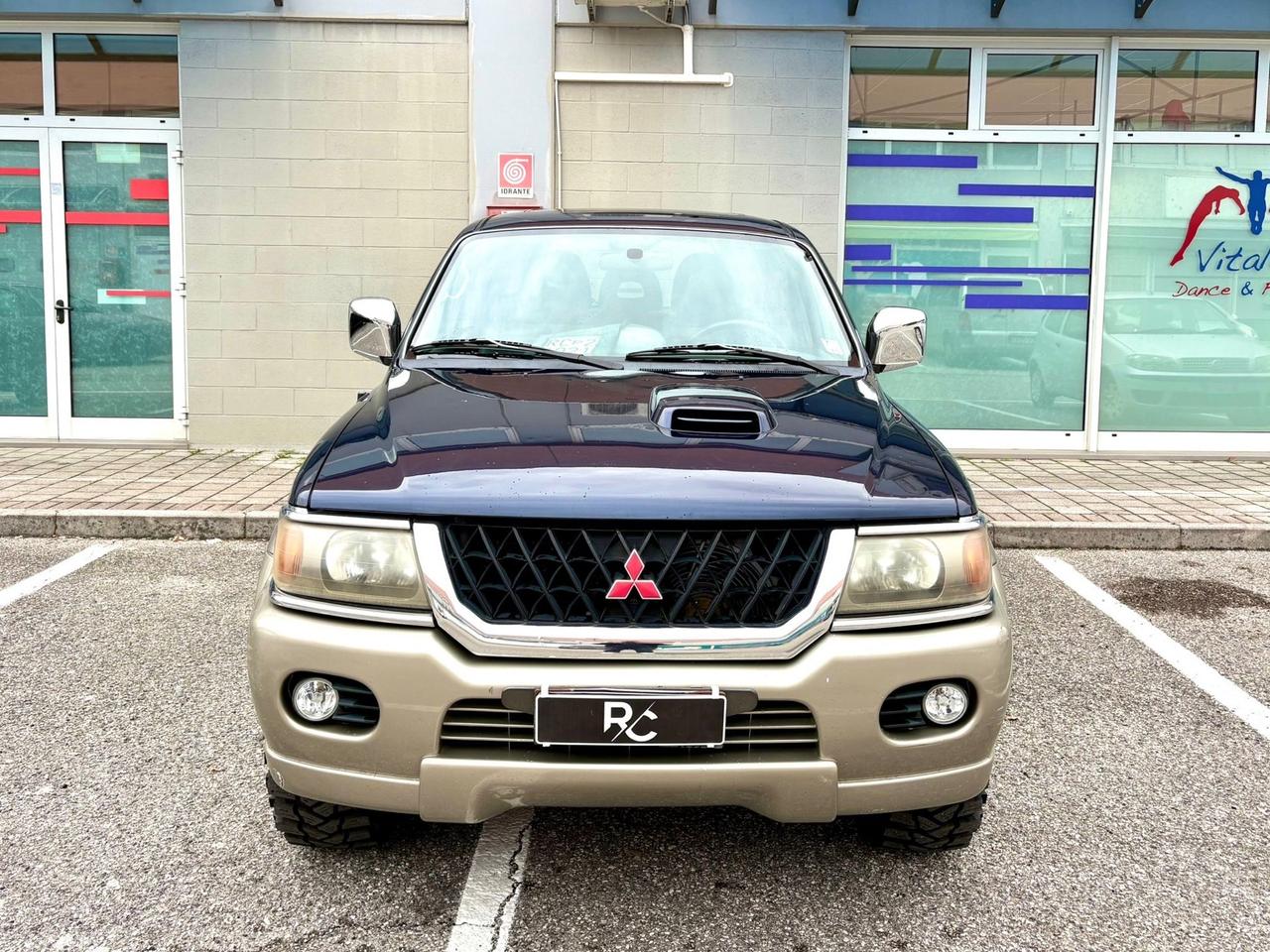 Mitsubishi Pajero Sport 2.5 TDI GLS