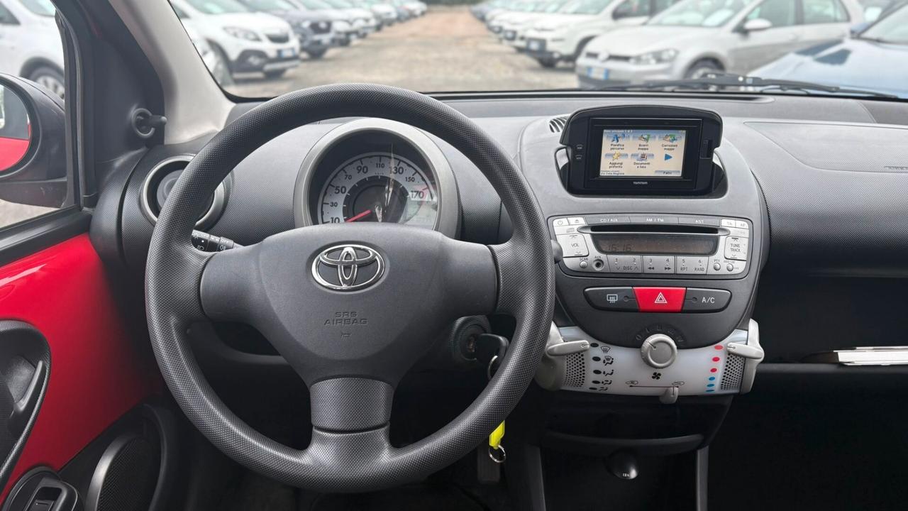 Toyota Aygo 1.0 12V VVT-i 5 porte Lounge Connect