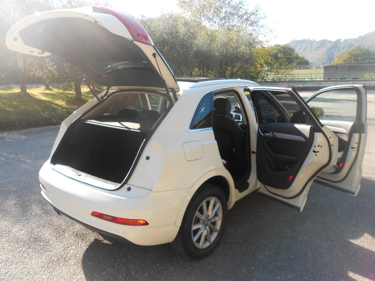 Q3 quattro(4x4)2.0TDI(S-TRONIC,TETTO-NAVI)STRAFULL