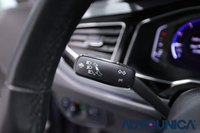 VOLKSWAGEN Taigo 1.0 TSI 115 CV R-LINE FARI LED TETTO PANORAMA