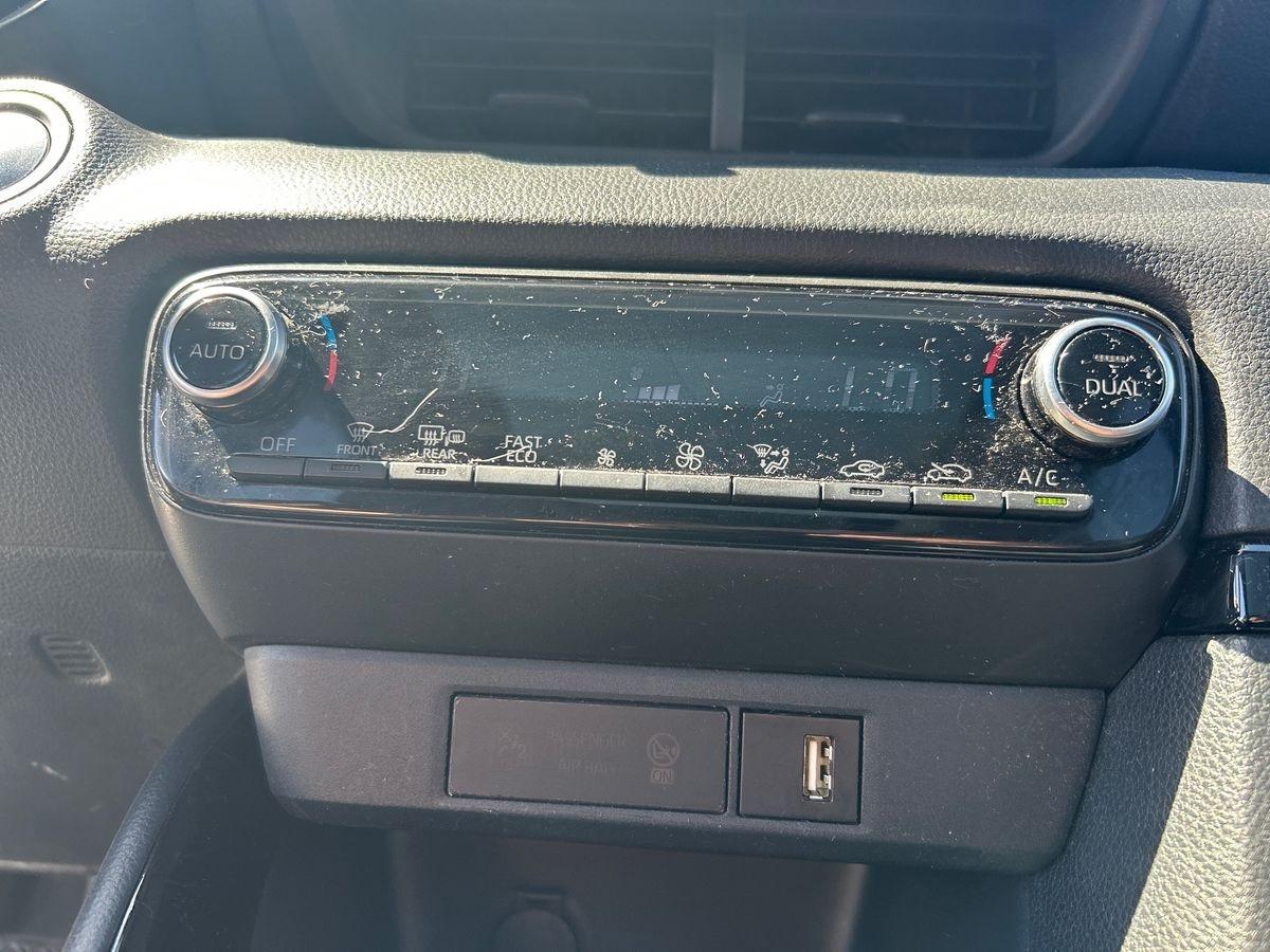 TOYOTA Yaris IV 2020 - Yaris 1.5h Lounge