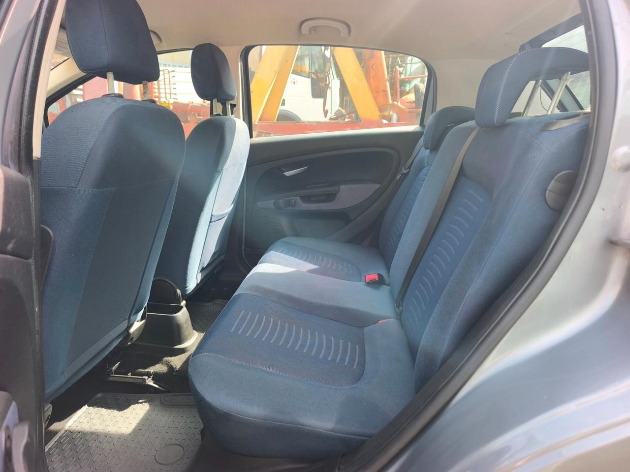 Fiat Grande Punto 1.3 ok neopatentati l'unico proprietario