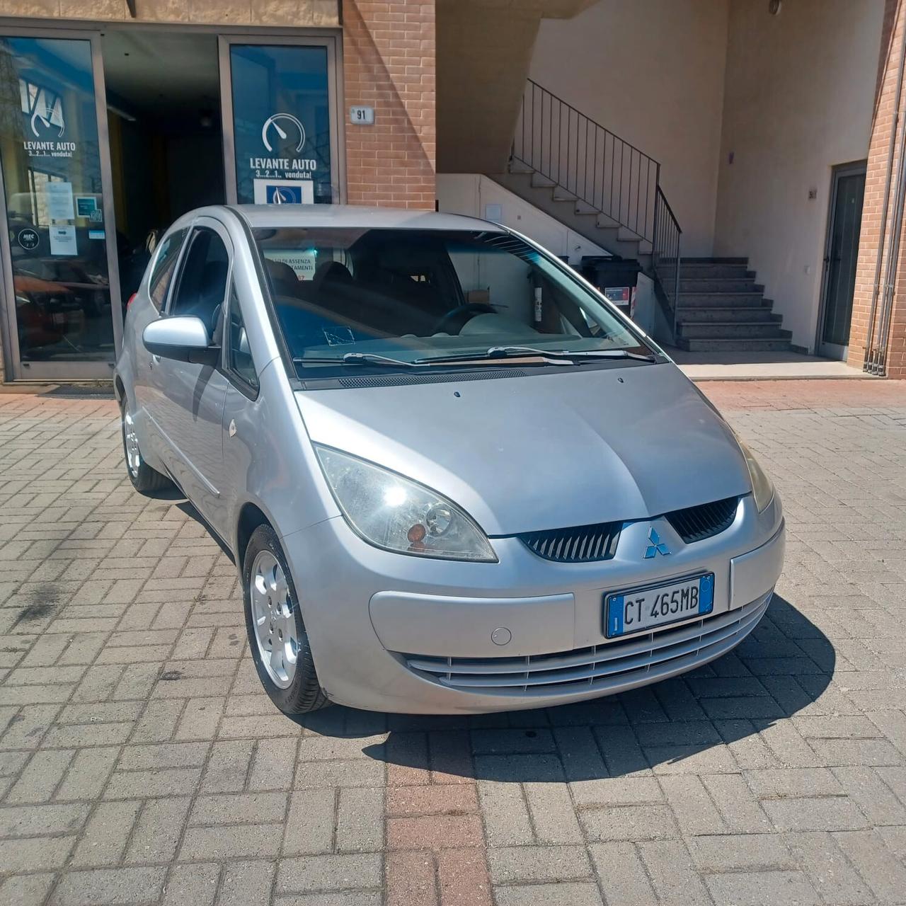 123.048 KM COLT 1.3 MOTORE MERCEDES