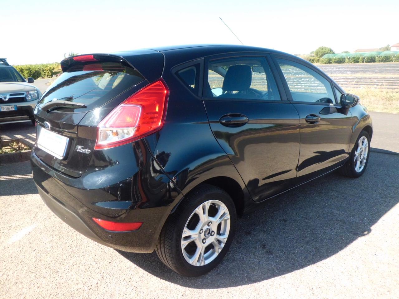 Ford Fiesta 1.4 5 porte Bz.- GPL DISPONIBILITA' 2 PEZZI VEDI FOTO