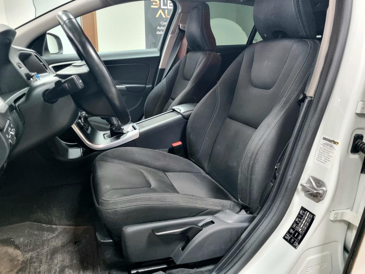 VOLVO V60 2.0 DIESEL D2 KINETIC N1 AUTOCARRO