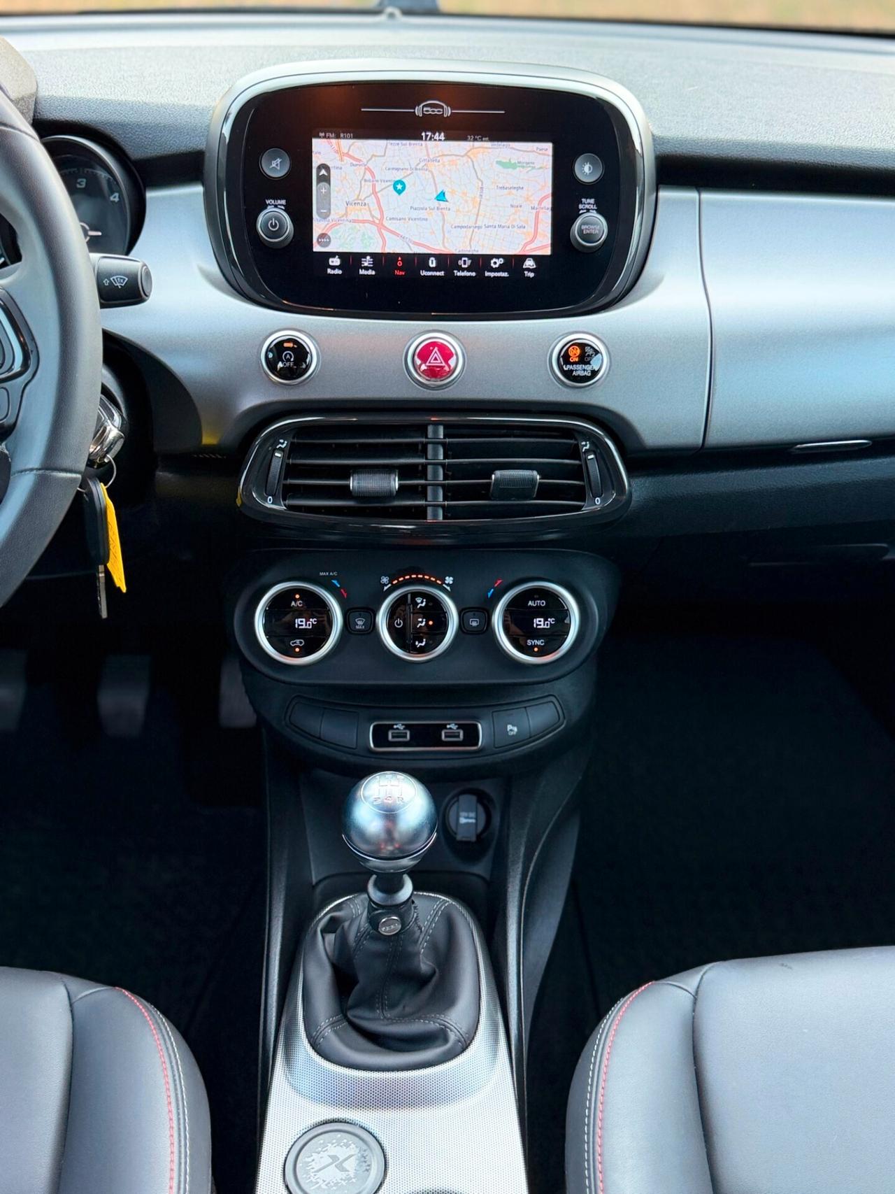 Fiat 500X 1.6 MultiJet 130 CV Yacht Club Capri