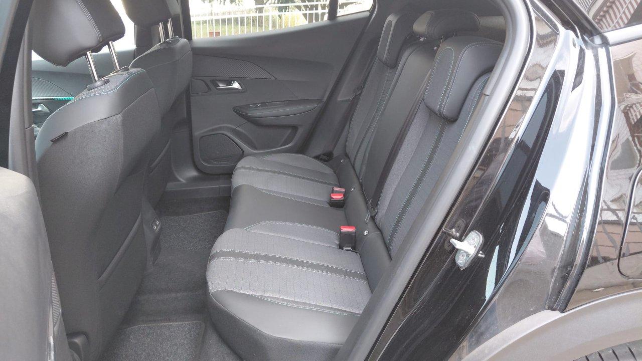 Peugeot 2008 2008 1.5 bluehdi Allure s&s 130cv eat8