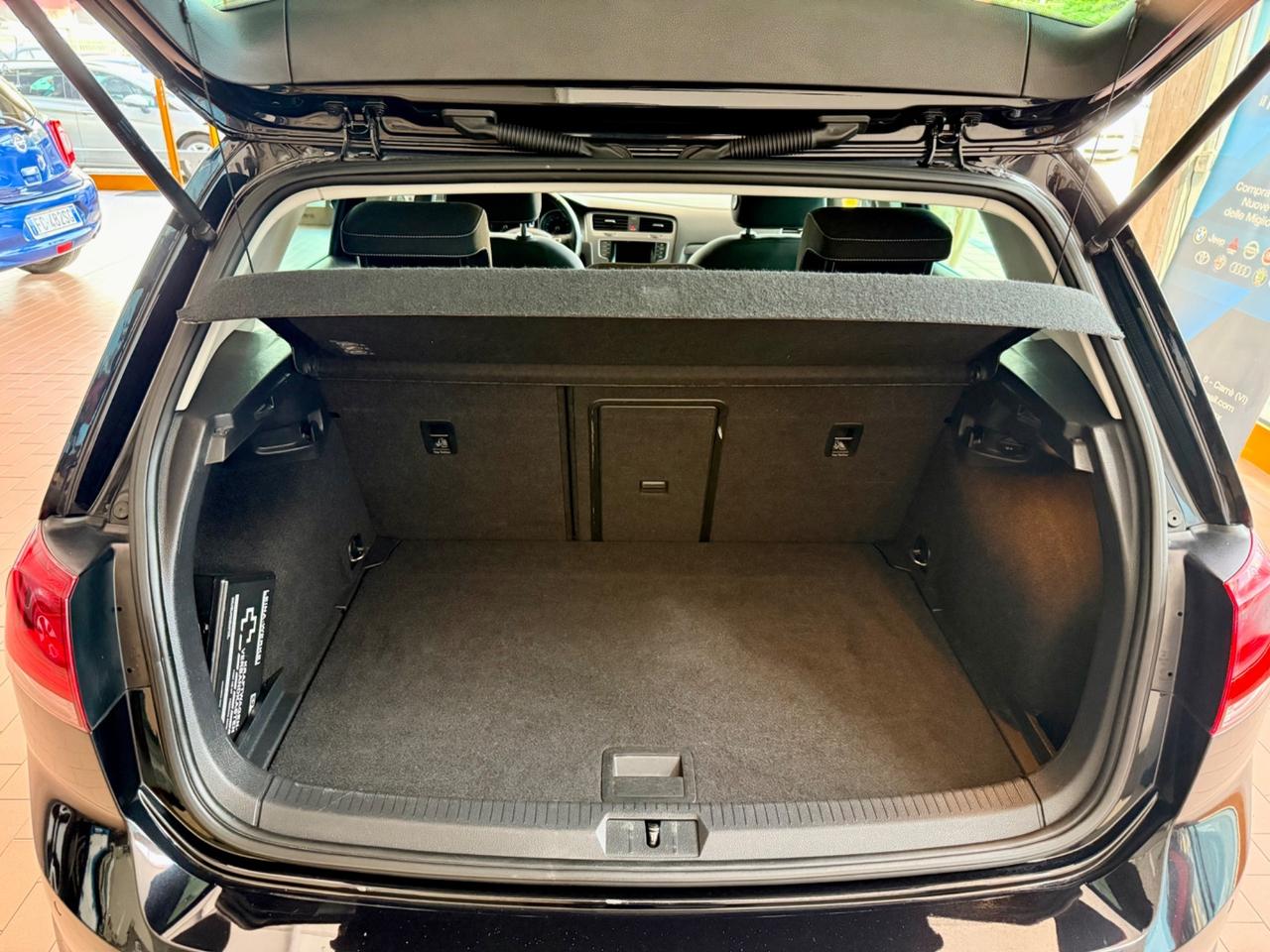 Volkswagen Golf Vll 2.0TDI 150cv DSG E6