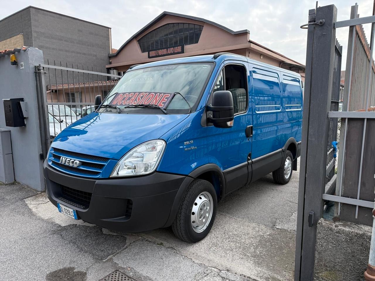 Iveco DAILY MINI VAN 29 L 12 COME NUOVO POCHI KM