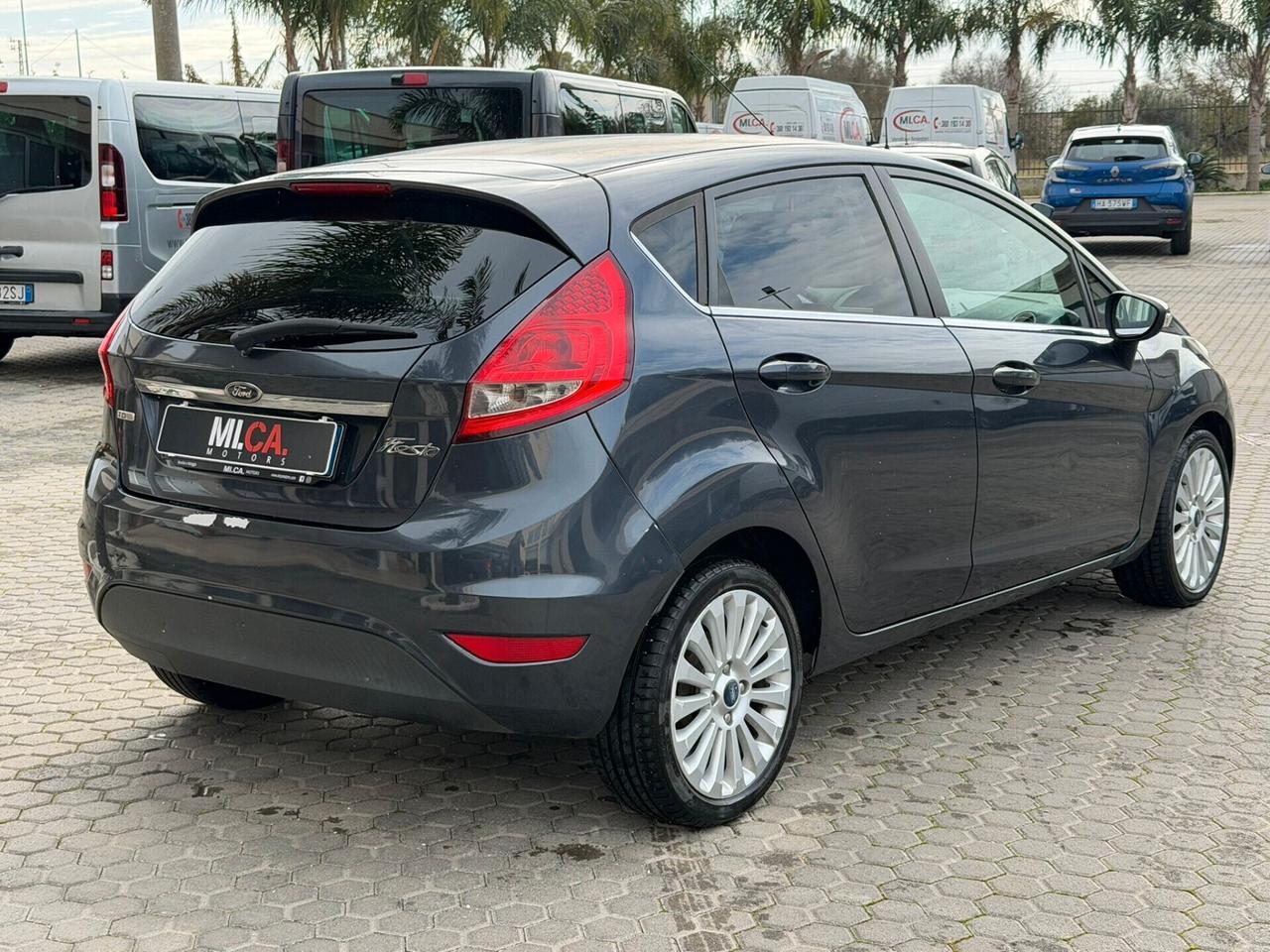 Ford Fiesta 1.4 TDCi 68CV 5 porte Titanium