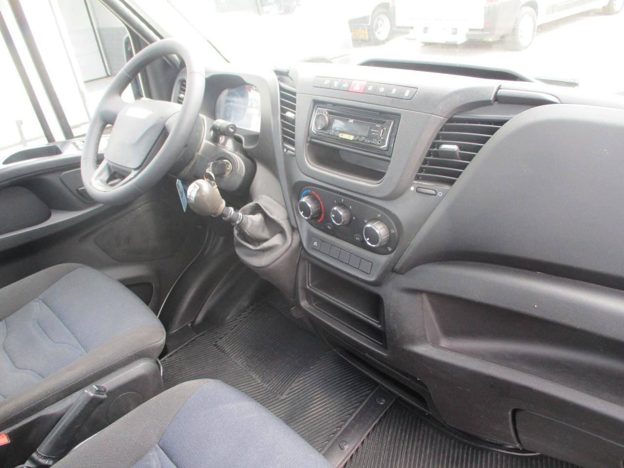 Iveco Daily 35C12 2.3 120CV E6 TELAIO P.3450