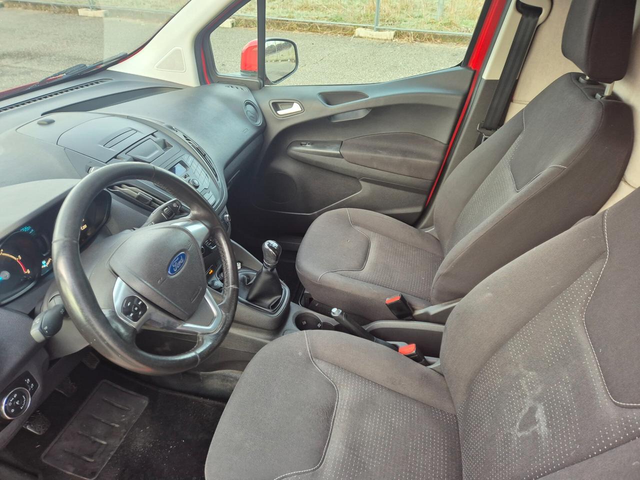 Ford Transit Courier 1.6 TDCi 95CV Van