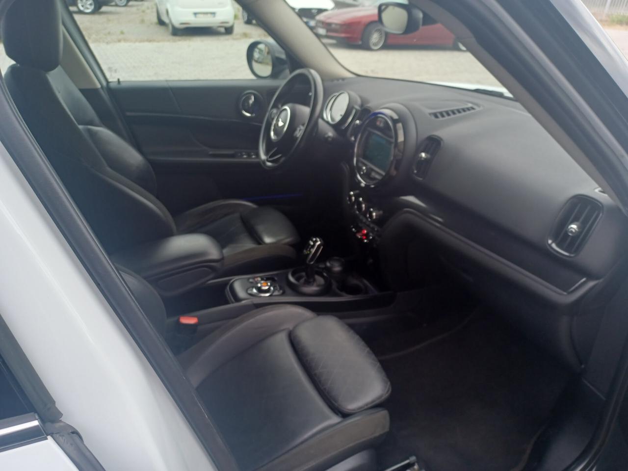 Mini Cooper D Countryman Mini 2.0 Cooper D Business Countryman ALL4