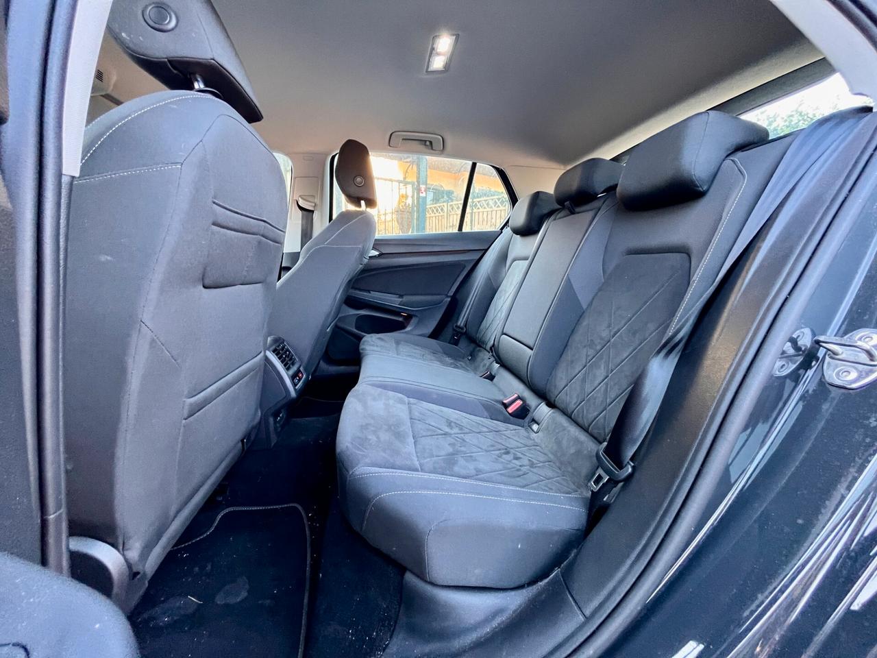Volkswagen Golf 1.5 eTSI 130 CV EVO ACT DSG Style