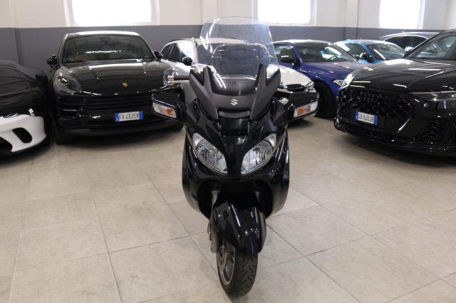 SUZUKI Burgman 650 EXECUTIVE