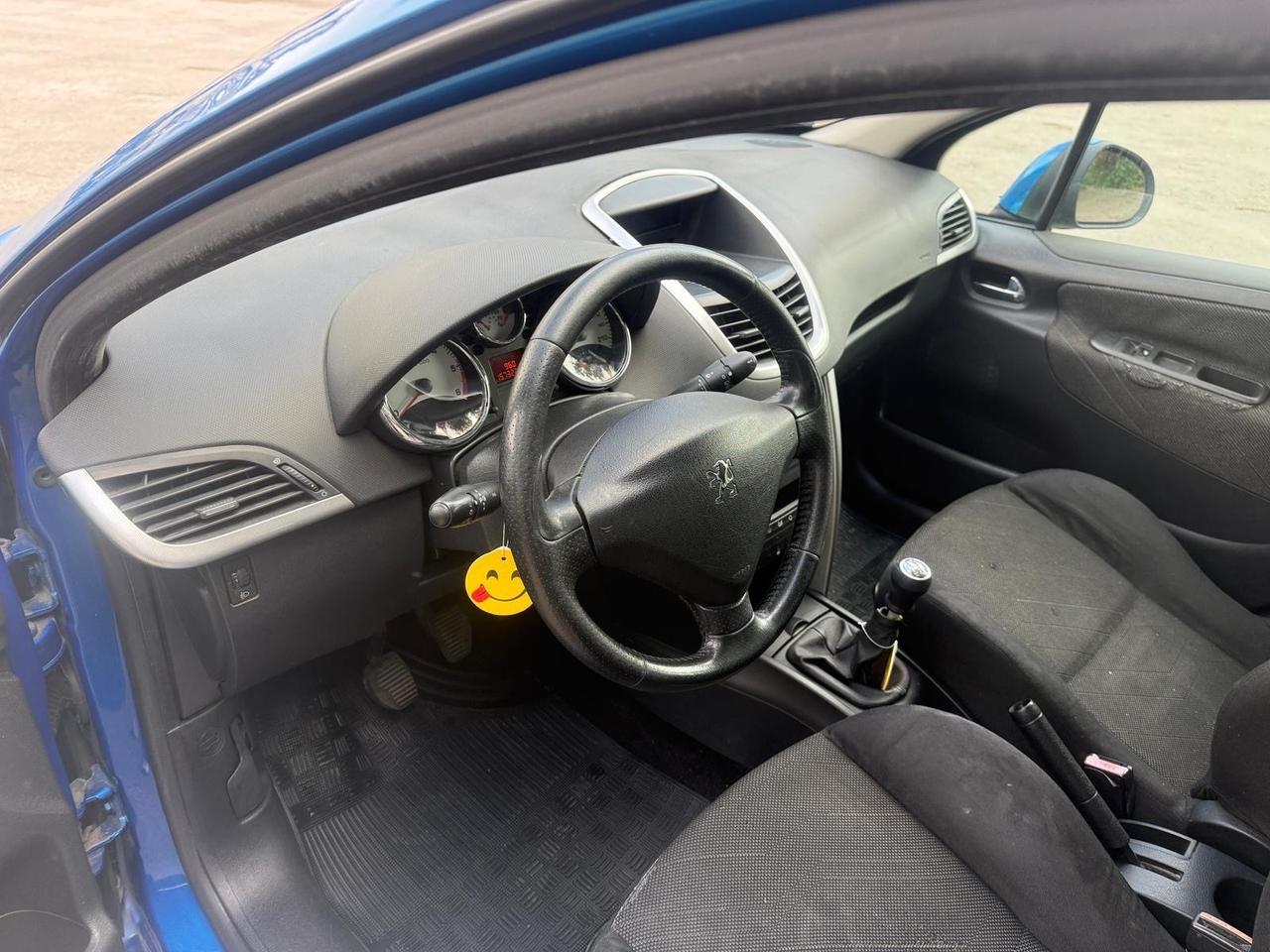 Peugeot 207 1.6 HDi 90CV 5p. XS