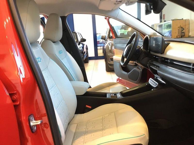 FIAT 600 1.2 Hybrid 110cv La Prima II