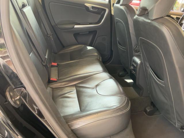 VOLVO XC60 D4 Geartronic Momentum