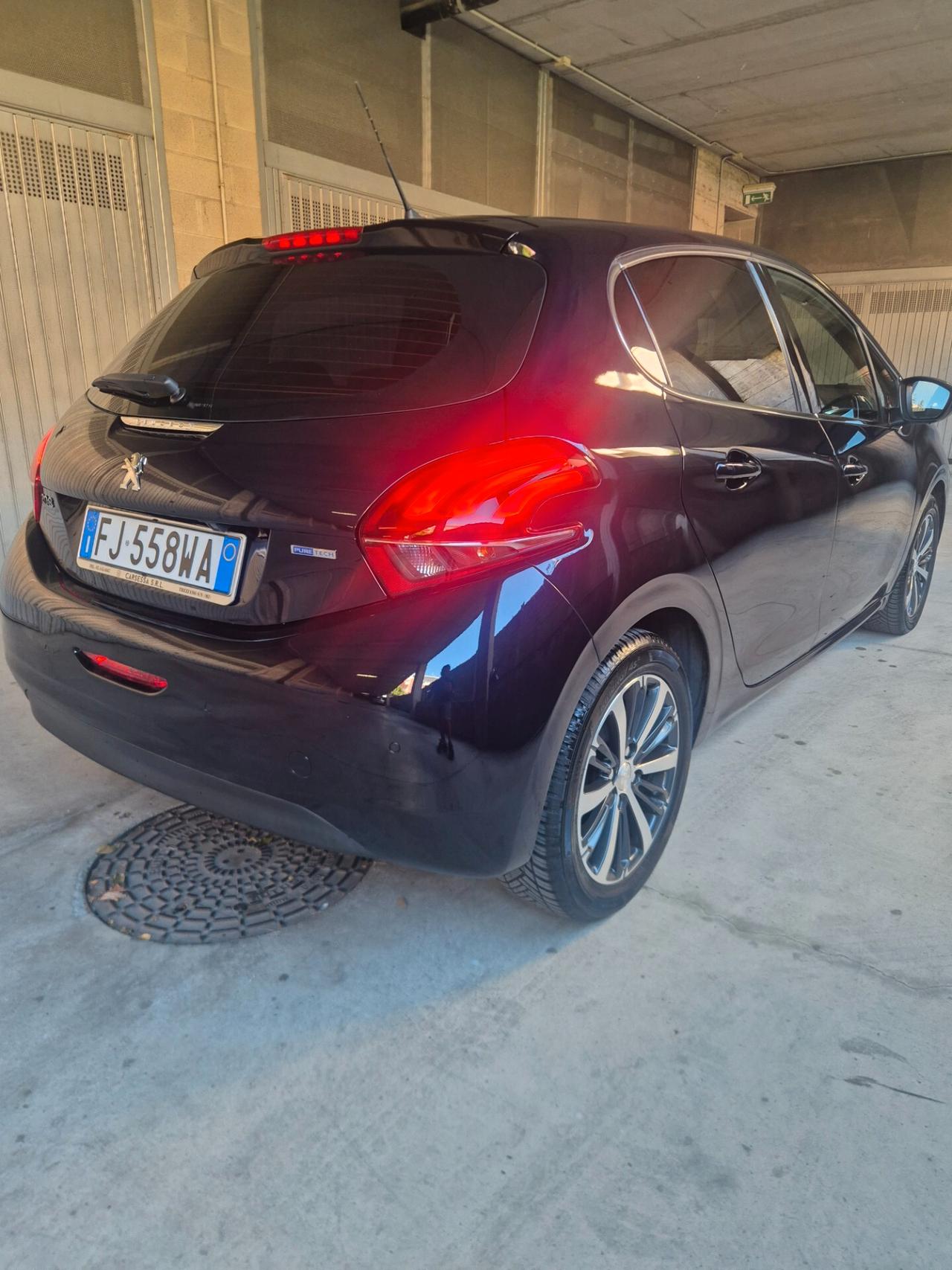 PEUGEOT 208 1.2 ALLURE 2017 E6 NEO PATENTATI