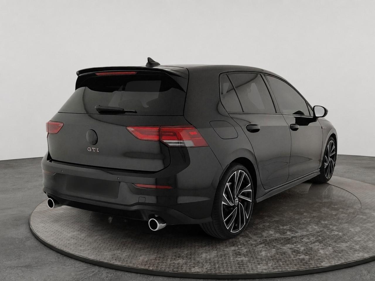 Volkswagen Golf GTI 2.0 TSI DSG
