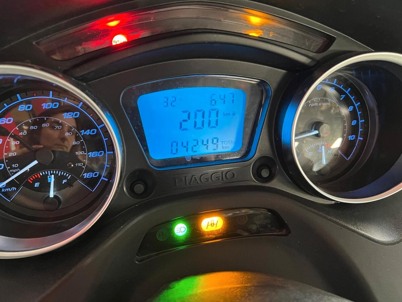 Piaggio MP3 300 ABS Hpe 2023